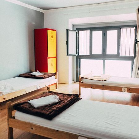 Black Swan Hostel Barcelona Eksteriør billede