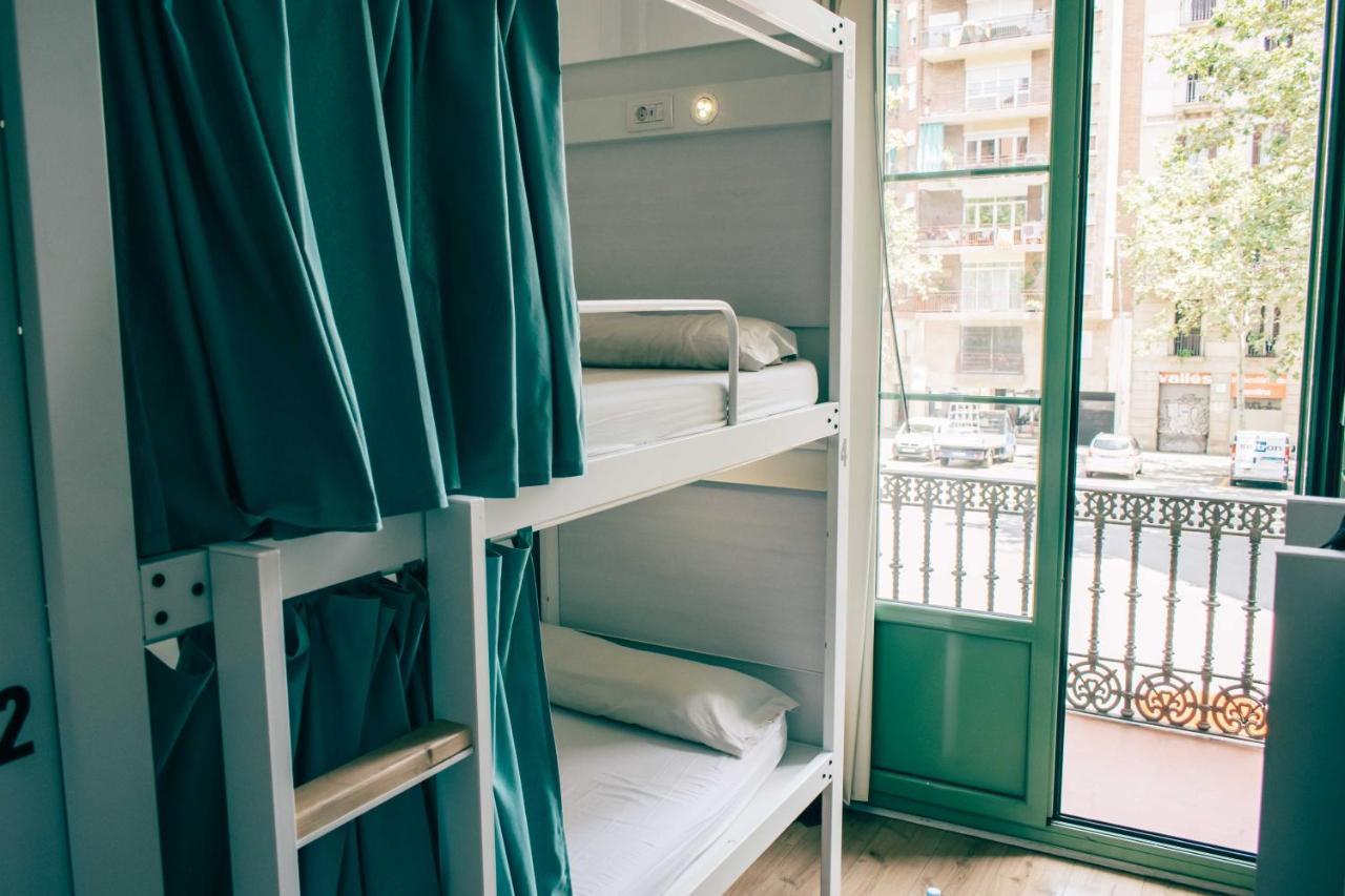 Black Swan Hostel Barcelona Eksteriør billede